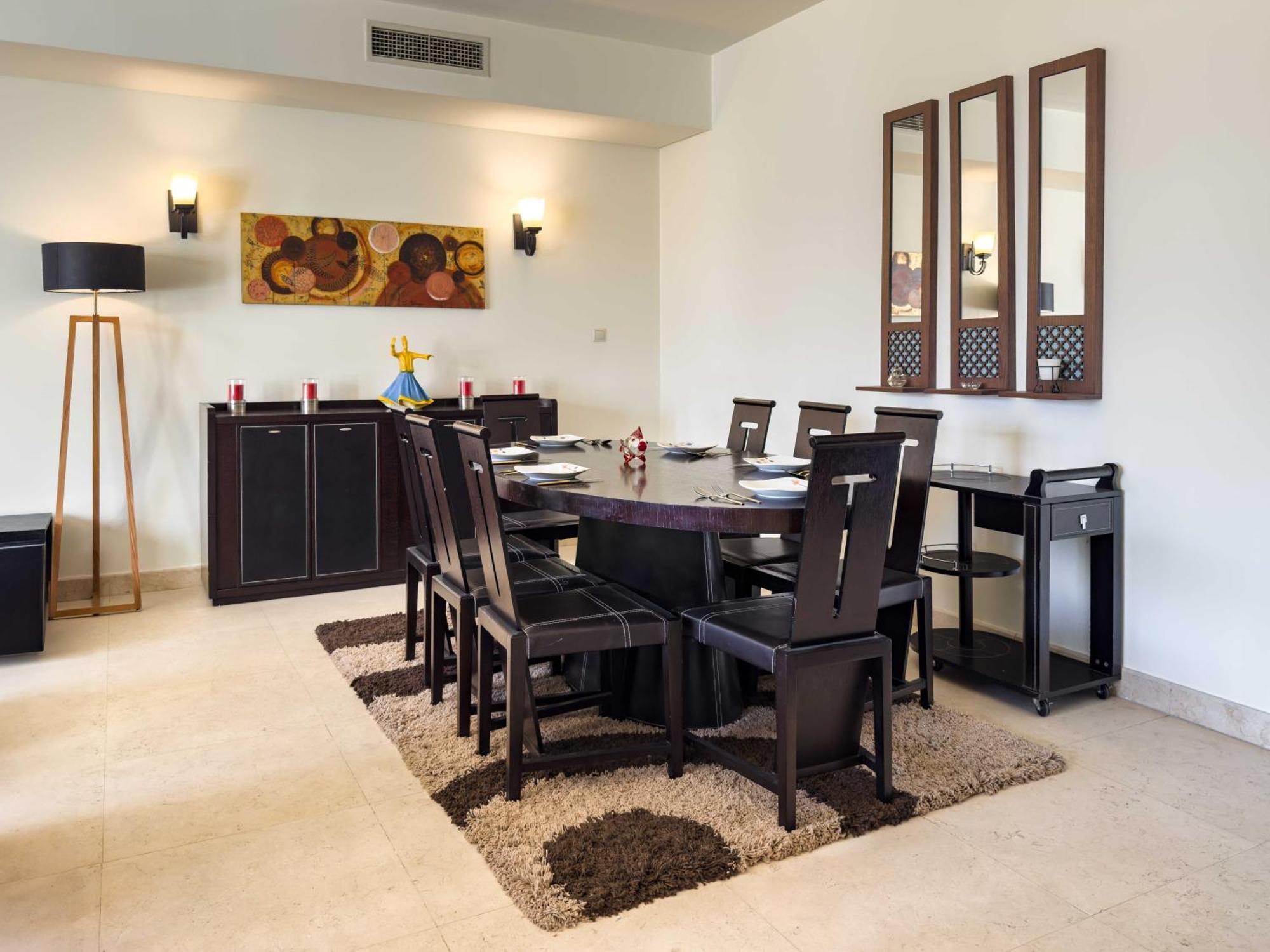 Apartment Sunny Center L Serviced L Golf L Pool L Gym L 3 *